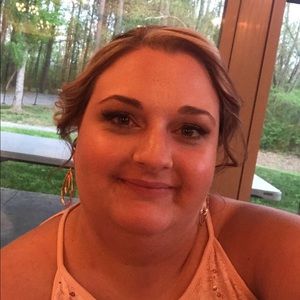 Meet your Posher, Michaela